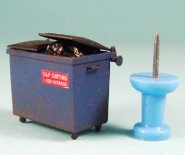 CDHM Miniature Forum member Dave Krakow, nickname dakra created this 1:48 scale dumpster for the dollhouse or railroad setting.