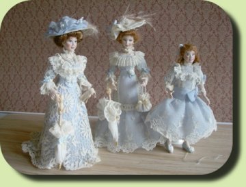 CDHM artisan Pilar Calle creates handmade dolls house scale miniatures