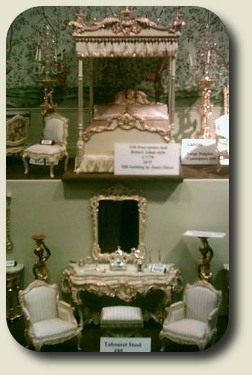 The Miniature Way, Special Feature on dollhouse miniature shows 2010 featuring Fall Miniatura 2010 in London England