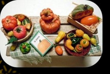 CDHM Artisan Miniacquoline creates dollhouse miniature scale foods including spooky halloween foods