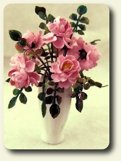 CDHM artisan Abby Brenner 1:12 scale handmade dollhouse flowers