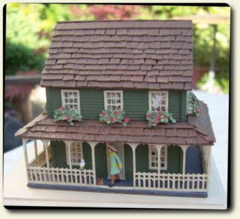 CDHM artisan Karin Caspar of KC Designs, 144 scale dolls house, haunted dollhouse miniatures